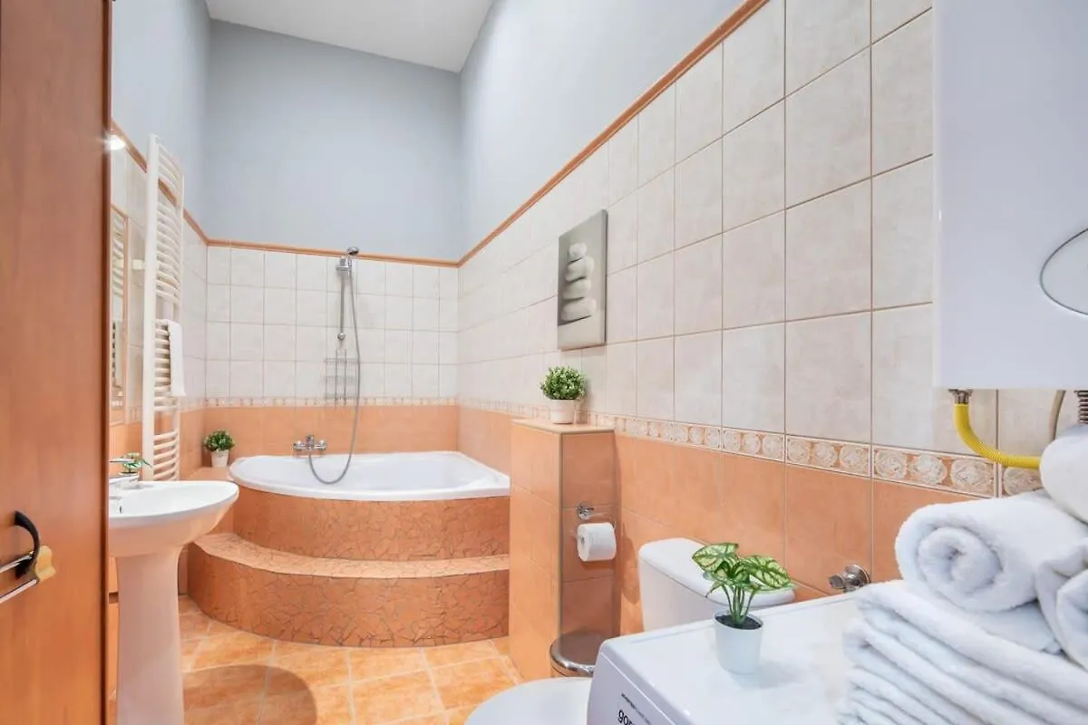 Apartman Sleek Warm Design Central Retreat Budapest Magyarország